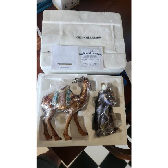 Thomas Kinkade Nativity Set โ King Balthazar & Camel โ Mint w/ COA - Picture 1 of 4